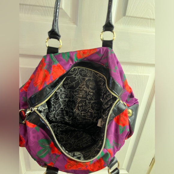 Betsey Johnson Purple skulls and roses 90s Y2k studded hobo handbag HTF RARE - Picture 9 of 15